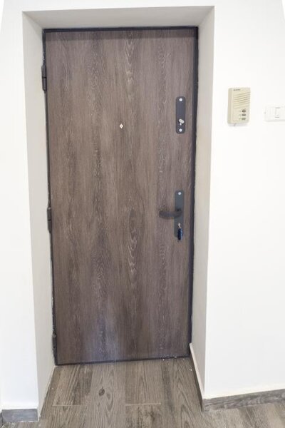 Vitan Mall, studio luminos, mobilat si utilat modern, prima inchiriere