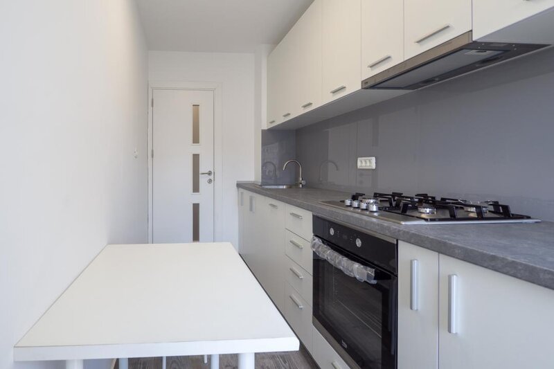 Vitan Mall, studio luminos, mobilat si utilat modern, prima inchiriere